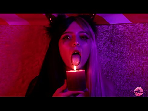 ❤️ Kaislīgs blowjob no seksīga sukuba ar mutes piepildījumu Kaltais sekss pie mums ❌❤