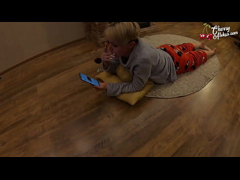 ❤️ Traks Blondīne sūc milzīgu locekli sūc un lēkā uz tā - anālais sekss Kaltais sekss pie mums ❌❤