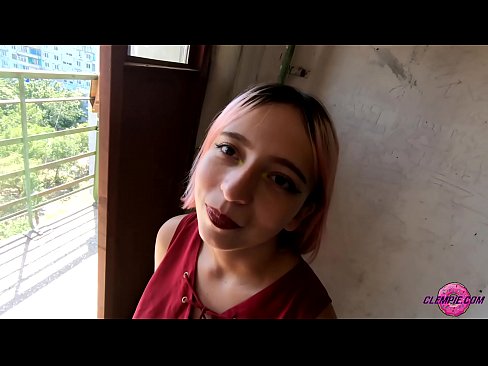 ❤️ Studente jutekliska sūc svešinieku ārzemēs - sperma uz viņa sejas Kaltais sekss pie mums ❌❤