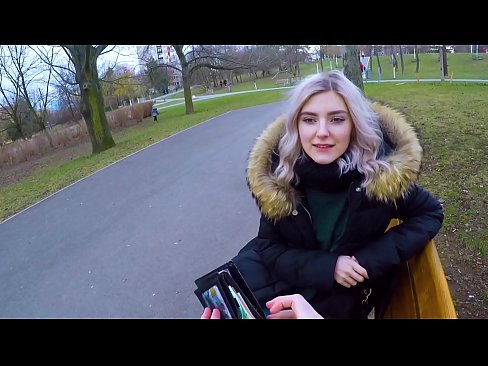 ❤️ Norij svešinieka karstu spermu par naudu - blowjob in the park by Eva Elfie Kaltais sekss pie mums ❌❤